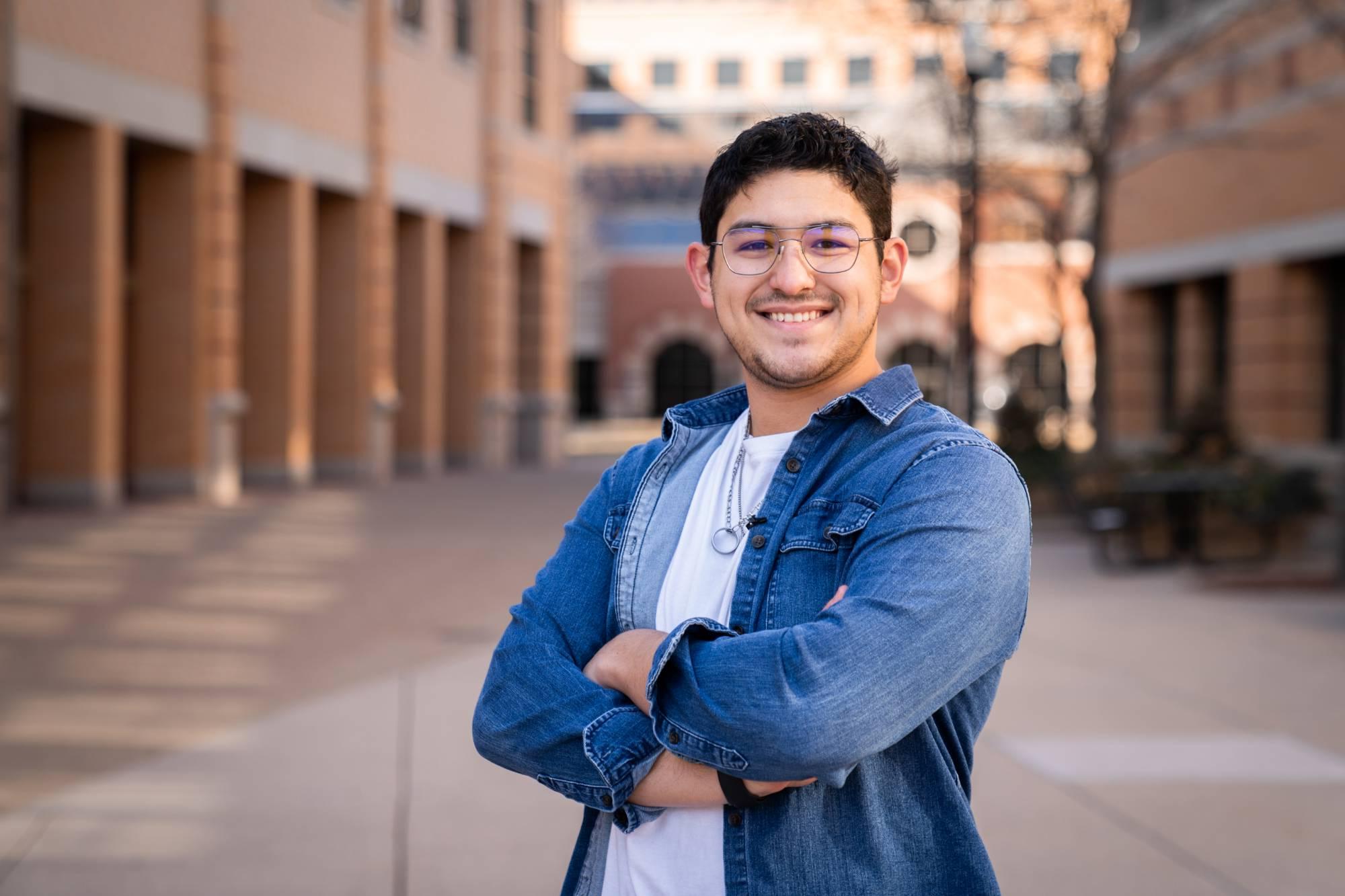 GVSU student on Grand Valley's Robert C. Pew Grand Rapids campus.